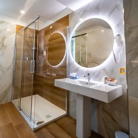 ホテル Pierfaone 4*